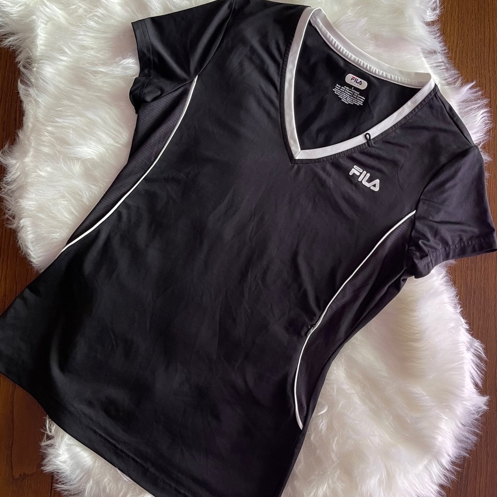 FILA Shirt - Picture 2 of 6